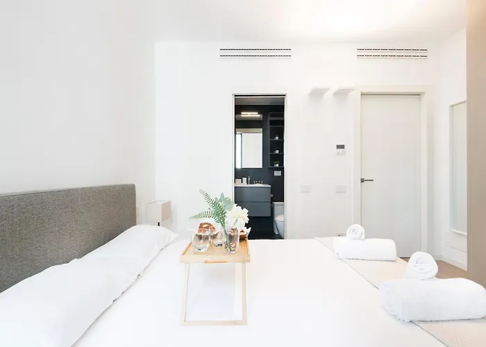 아파트 Easylife - - Corsia Dei Servi 11 P3 - Duomo *